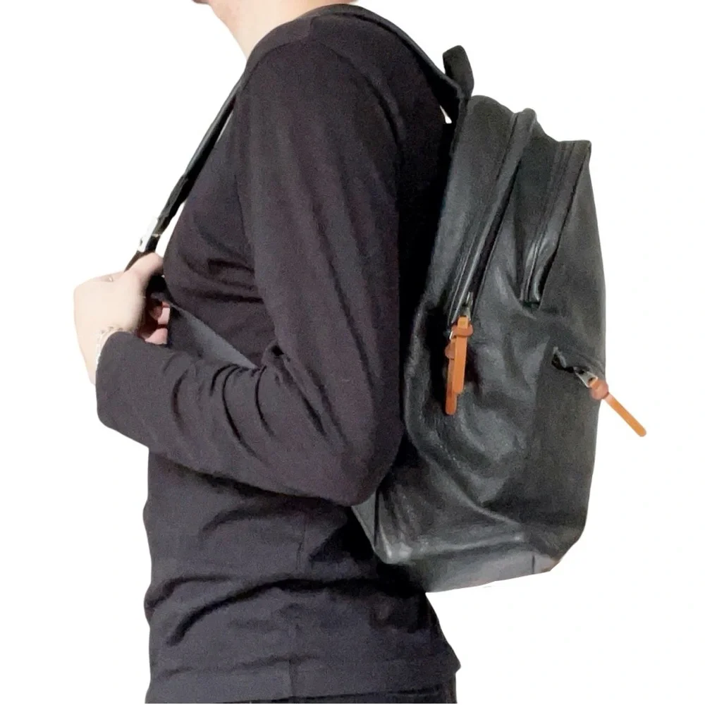 Club Monaco rare full leather large backpack heavy duty